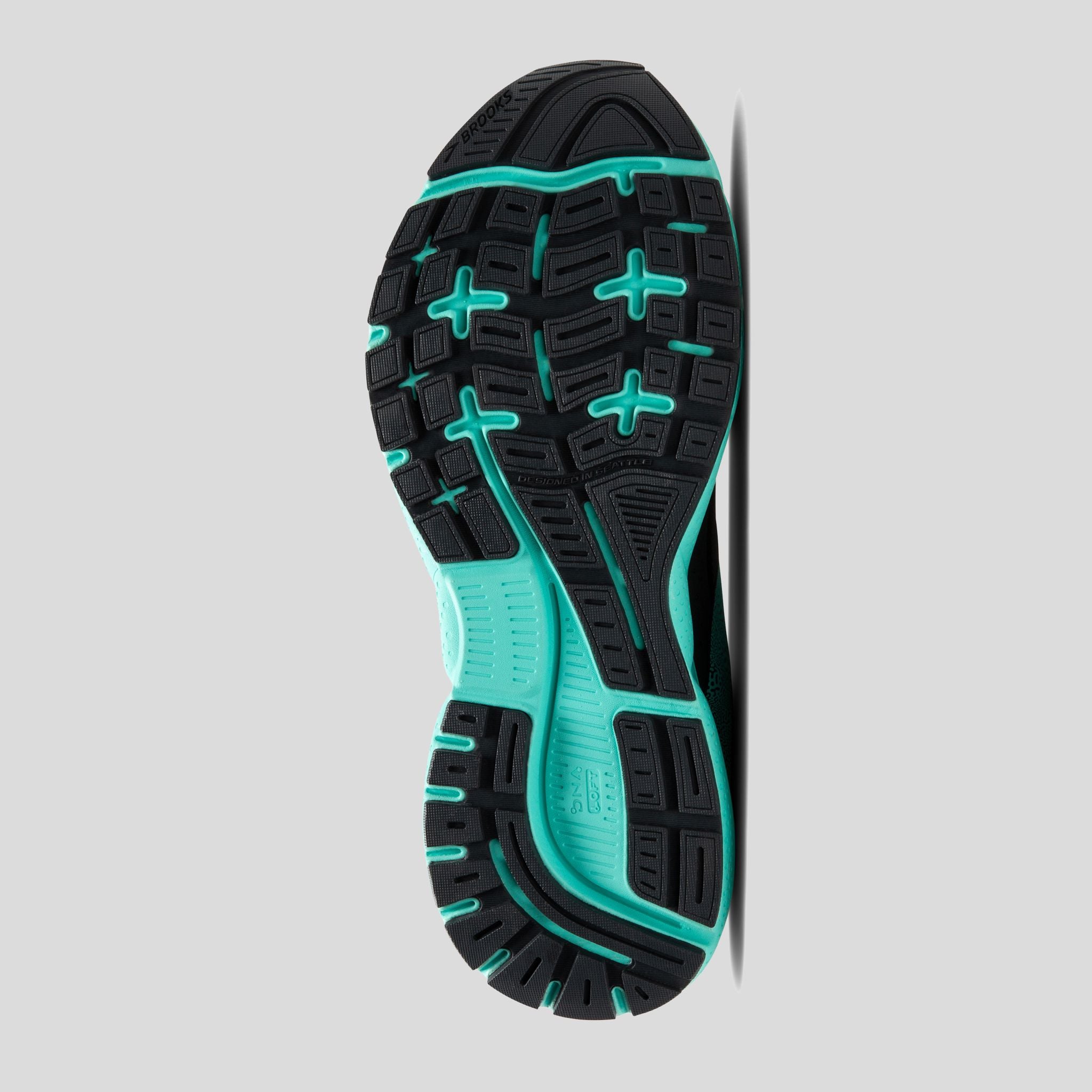 Trace 3 | Ebony/Cockatoo