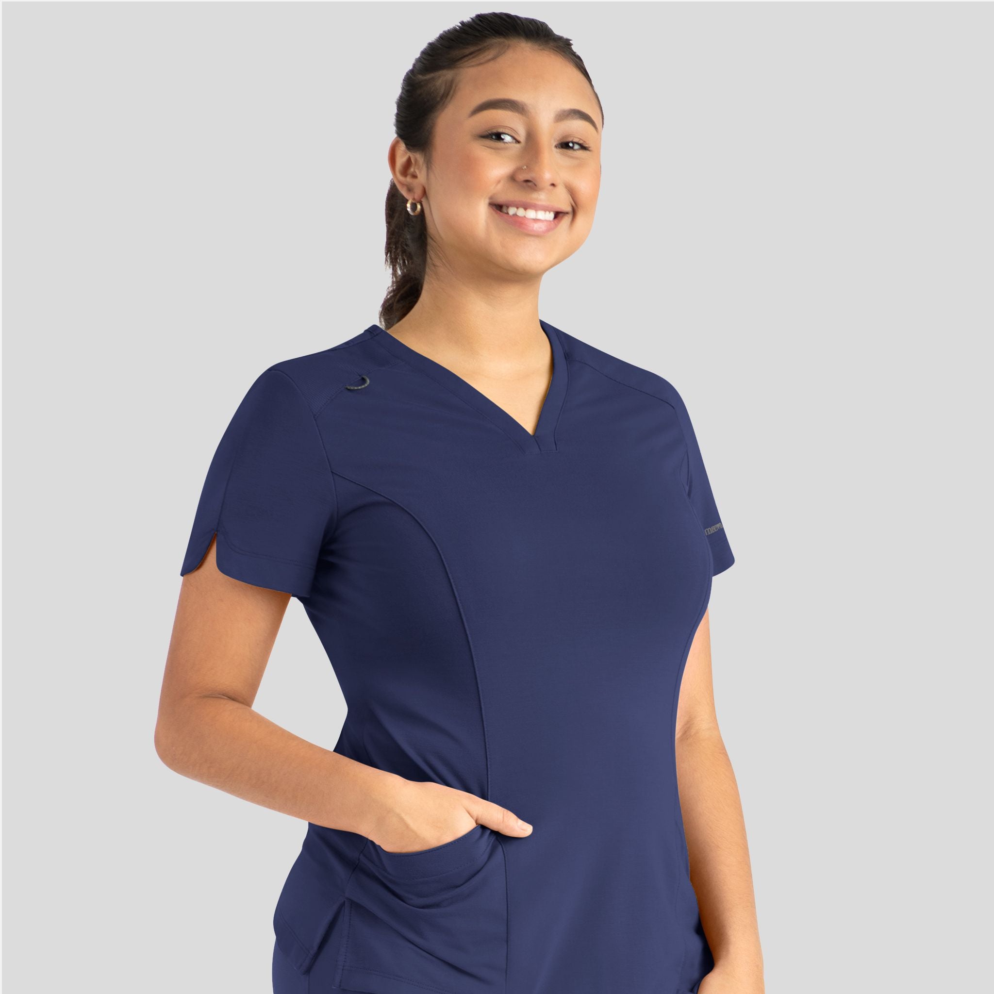 Maevn_Focus_20302_navy_right