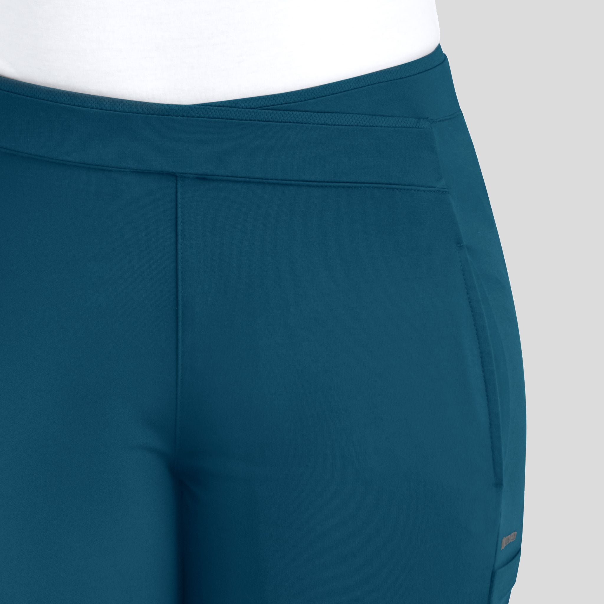 Maevn_Focus_60301_caribbean_waist_detail