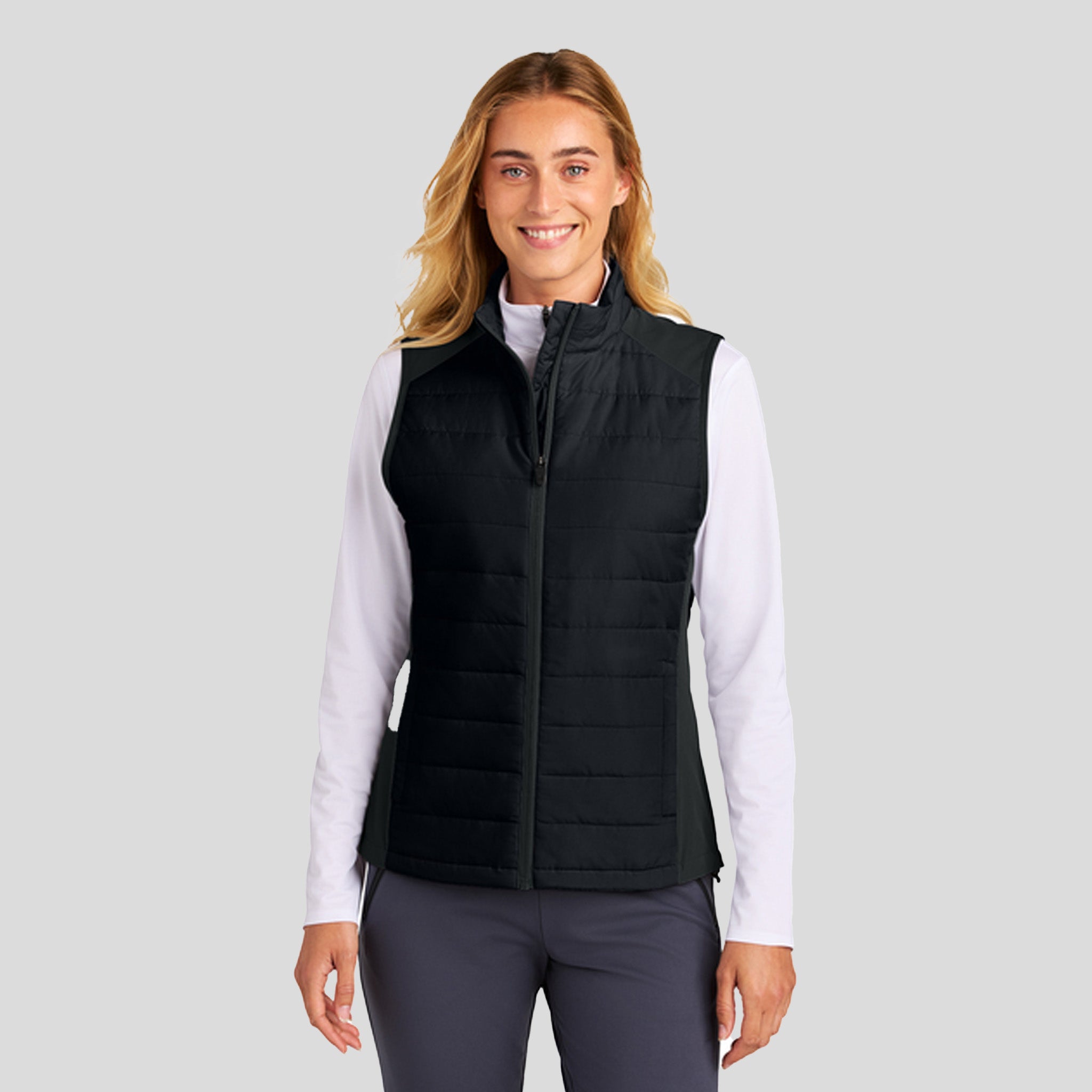 Womenโs Teknical Hybrid Vest | Black