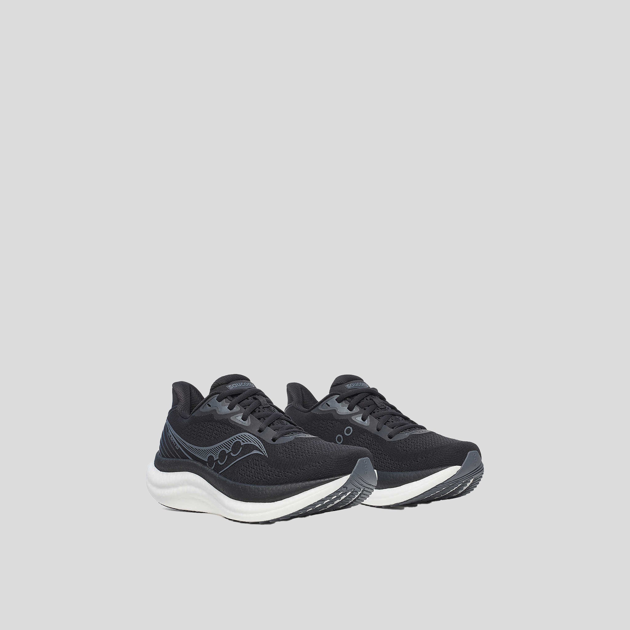 Triumph 23 | Black/White