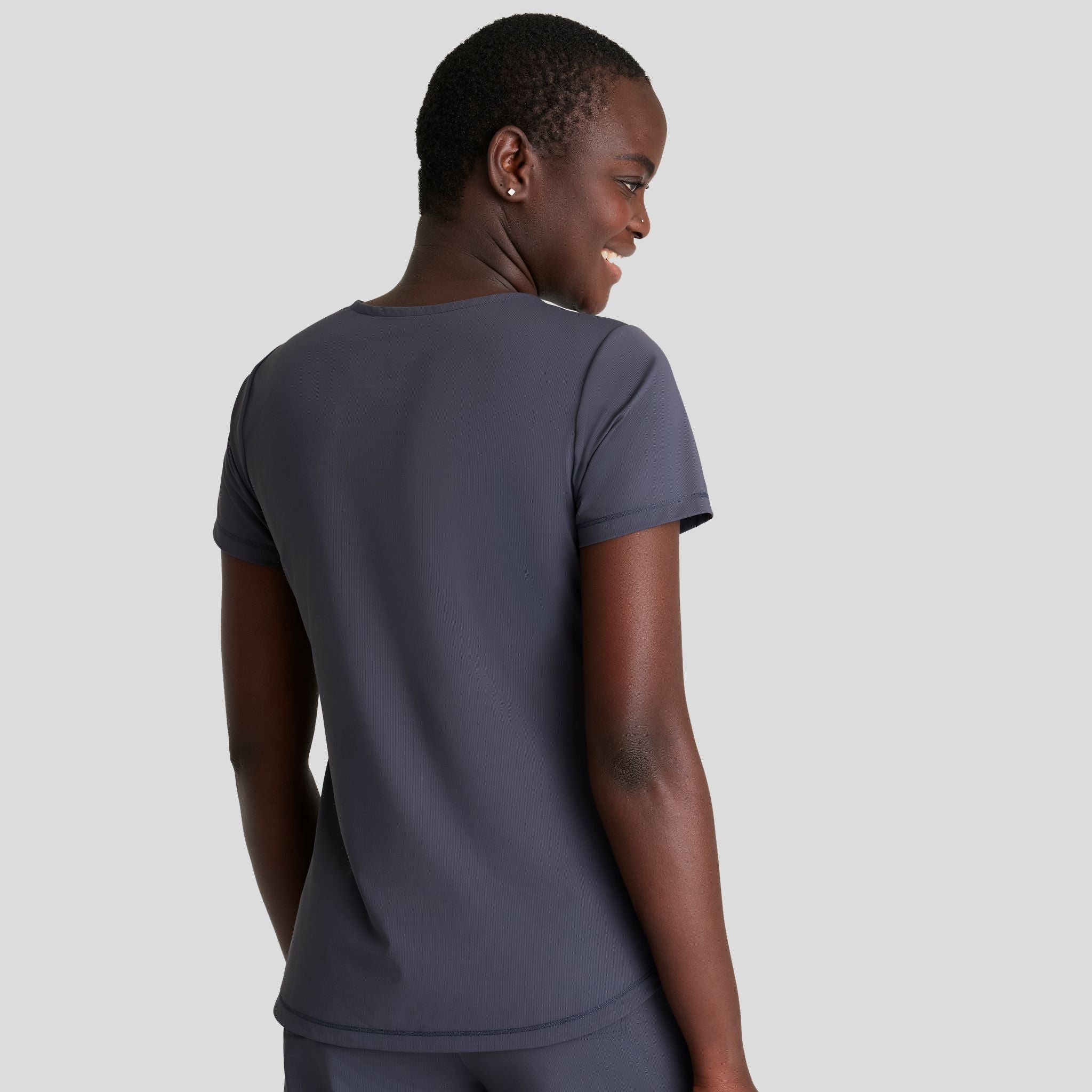 Serene 3-Pocket V-Neck Top | Pewter