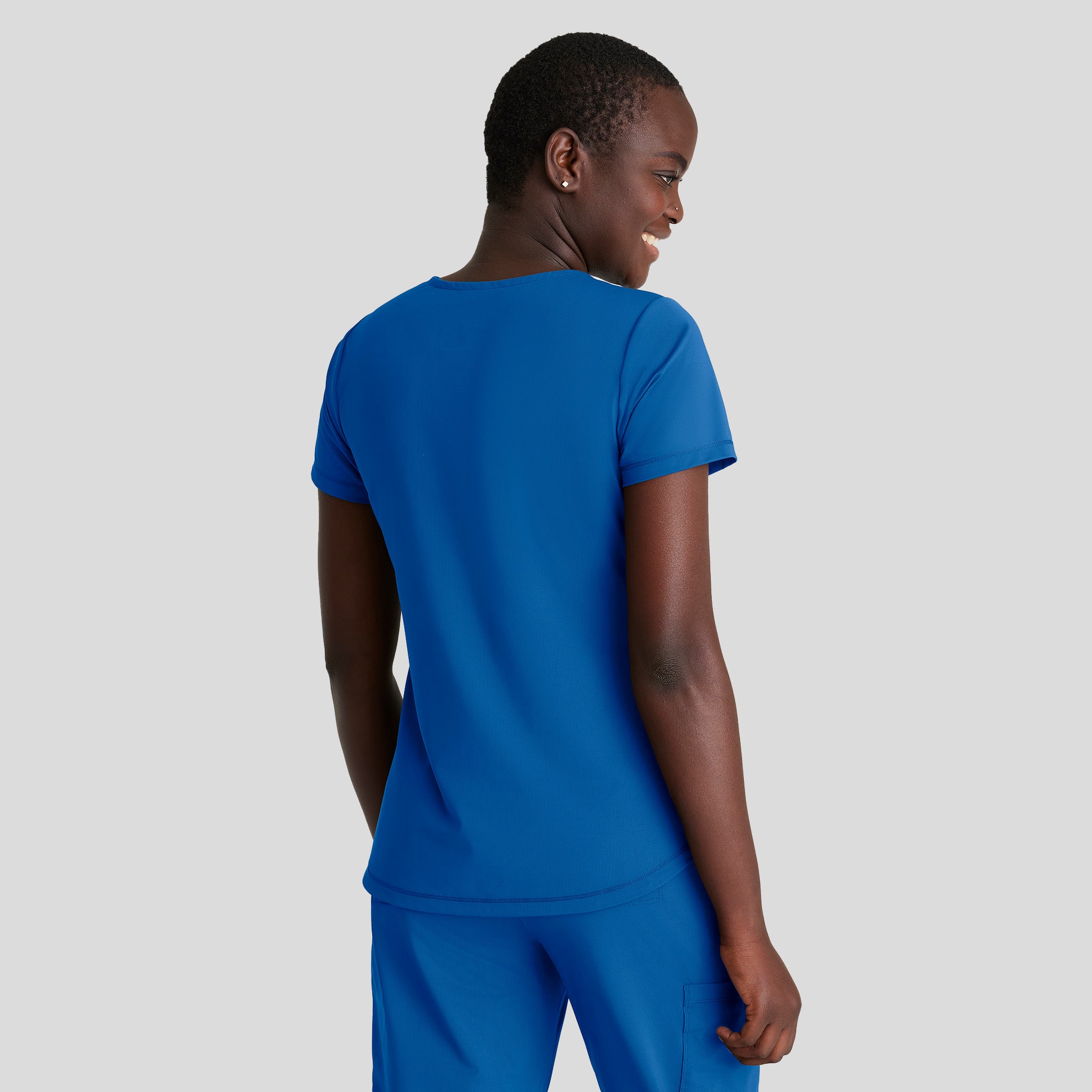 Serene 3-Pocket V-Neck Top | Royal