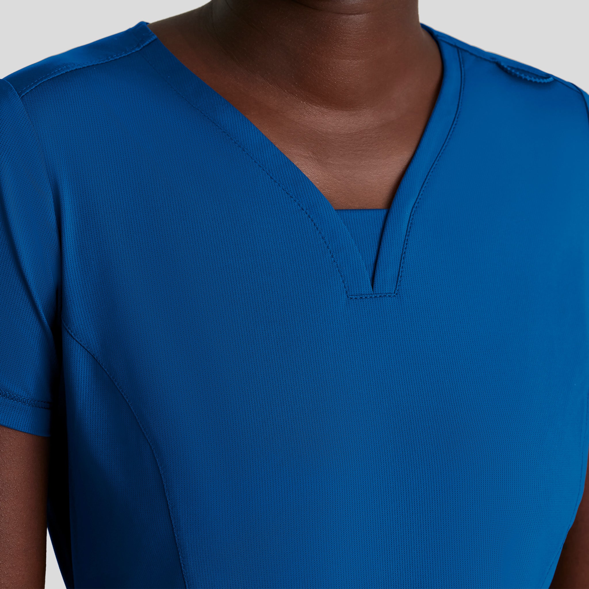 Serene 3-Pocket V-Neck Top | Royal