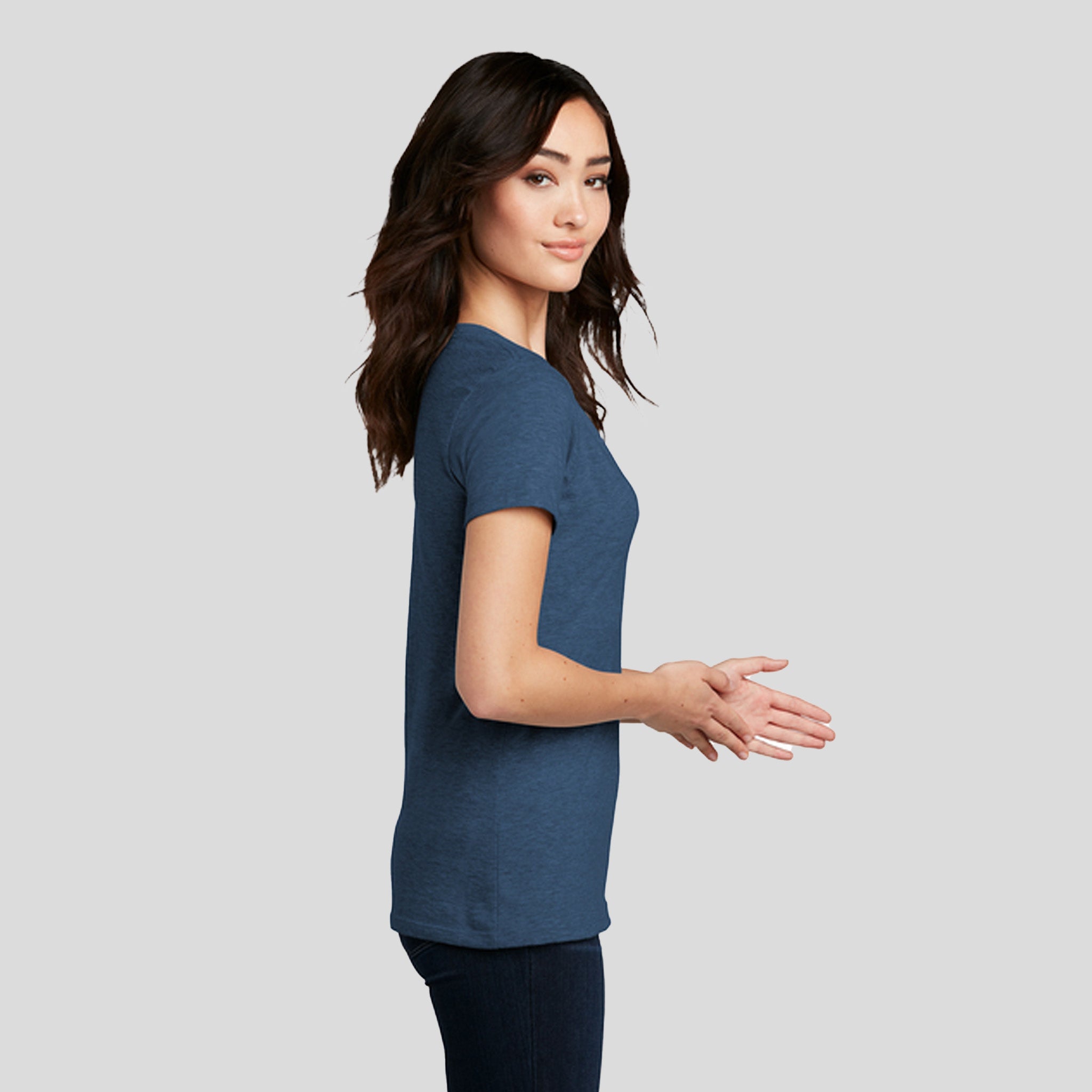 Womenโs Perfect Blendยฎ CVC V-Neck Tee | Deep Royal Fleck