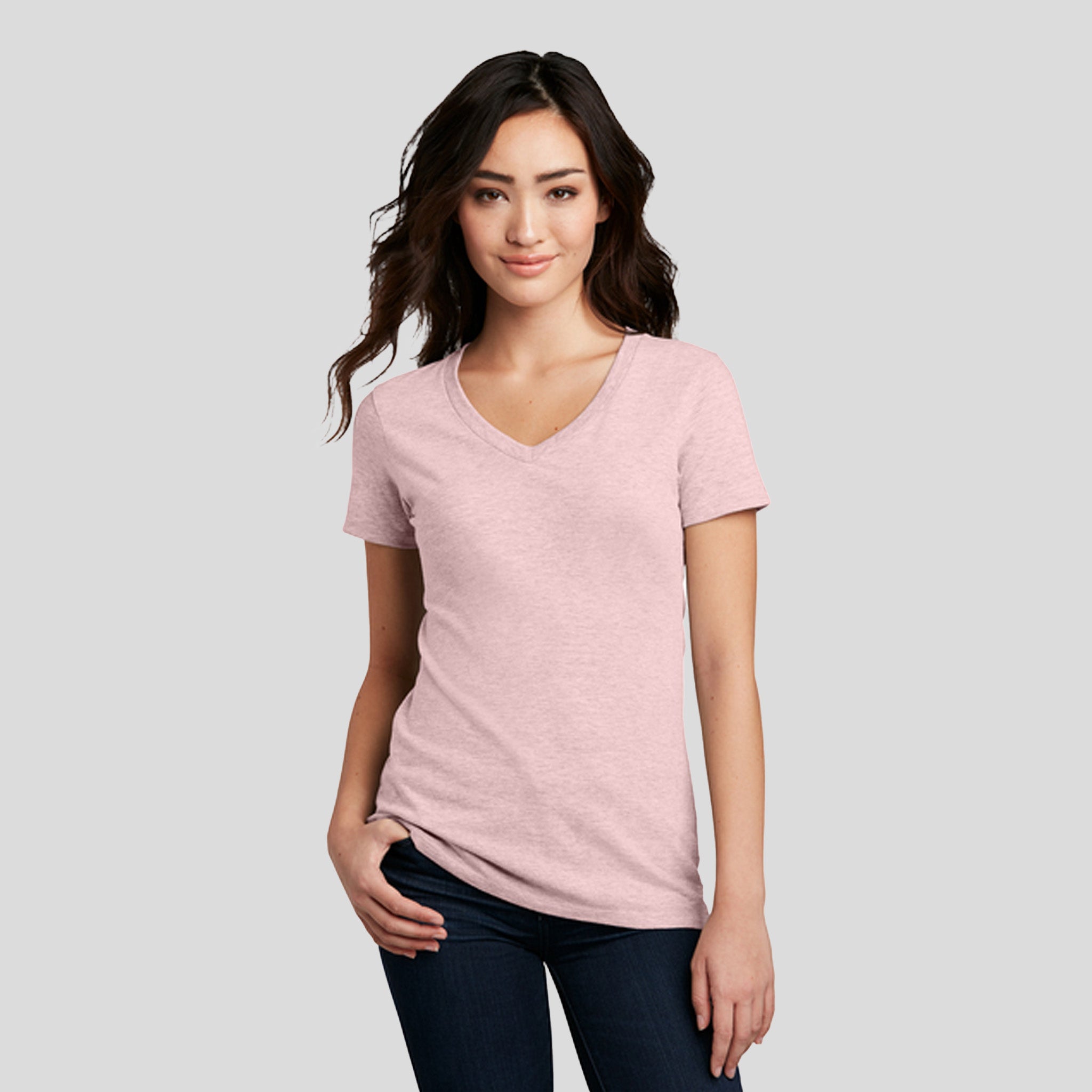 Womenโs Perfect Blendยฎ CVC V-Neck Tee | Heathered Lavender