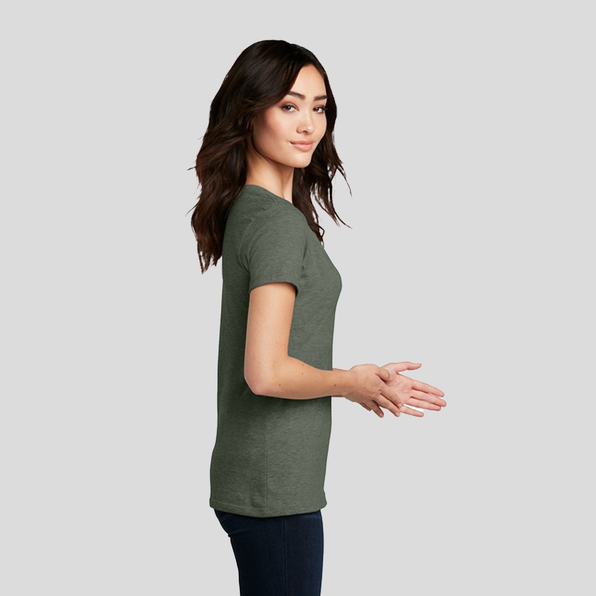 Womenโs Perfect Blendยฎ CVC V-Neck Tee | Heathered Olive