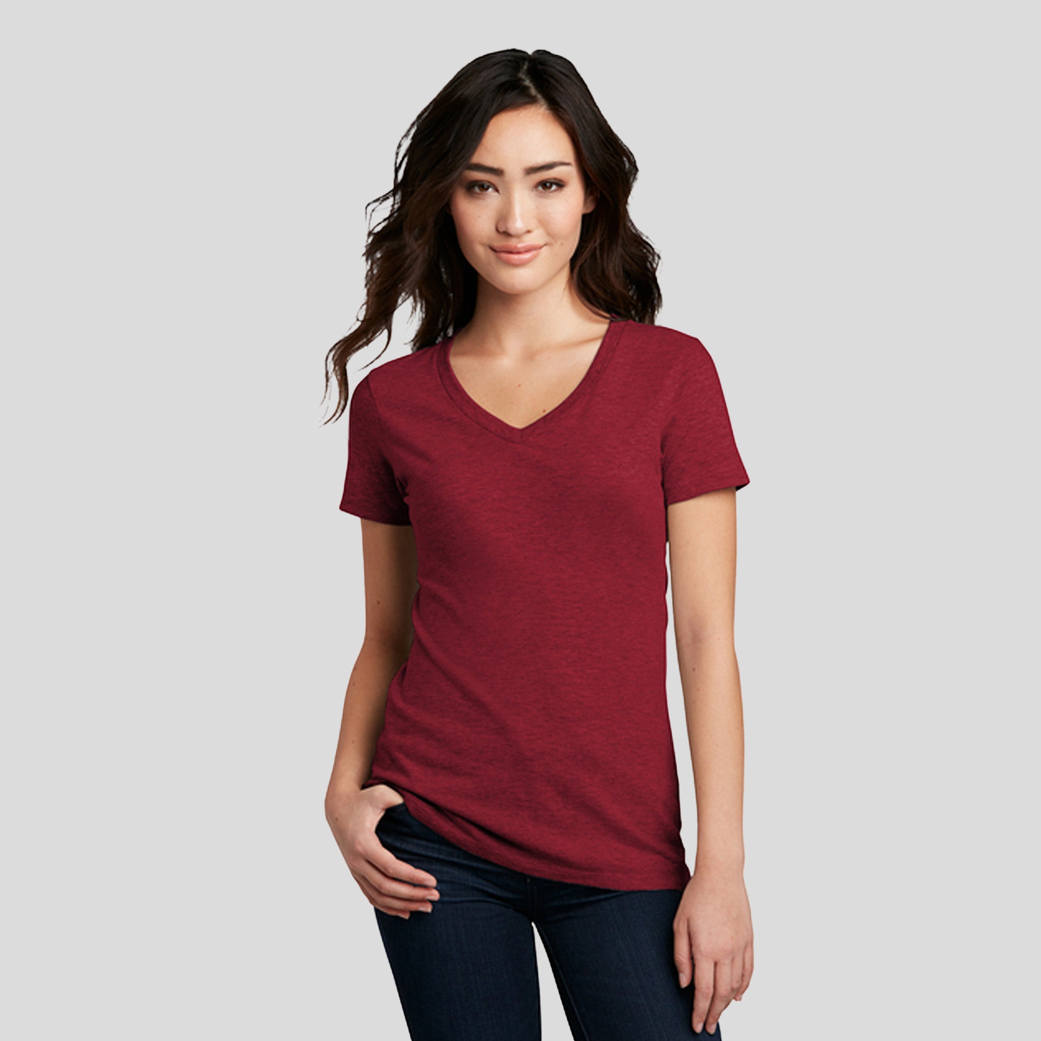 Womenโs Perfect Blendยฎ CVC V-Neck Tee | Red Fleck