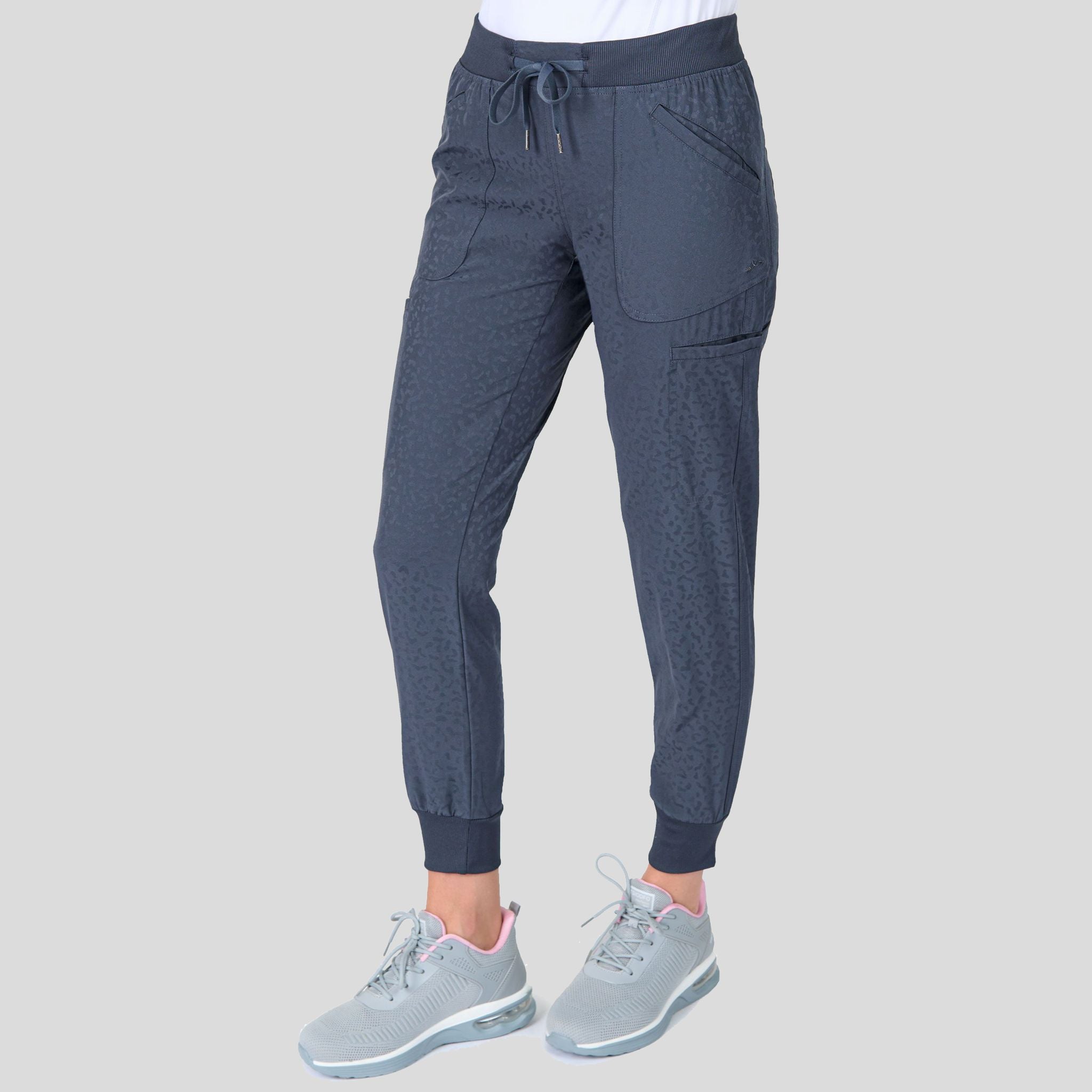 Zavate_javquard_3070_pewter_left