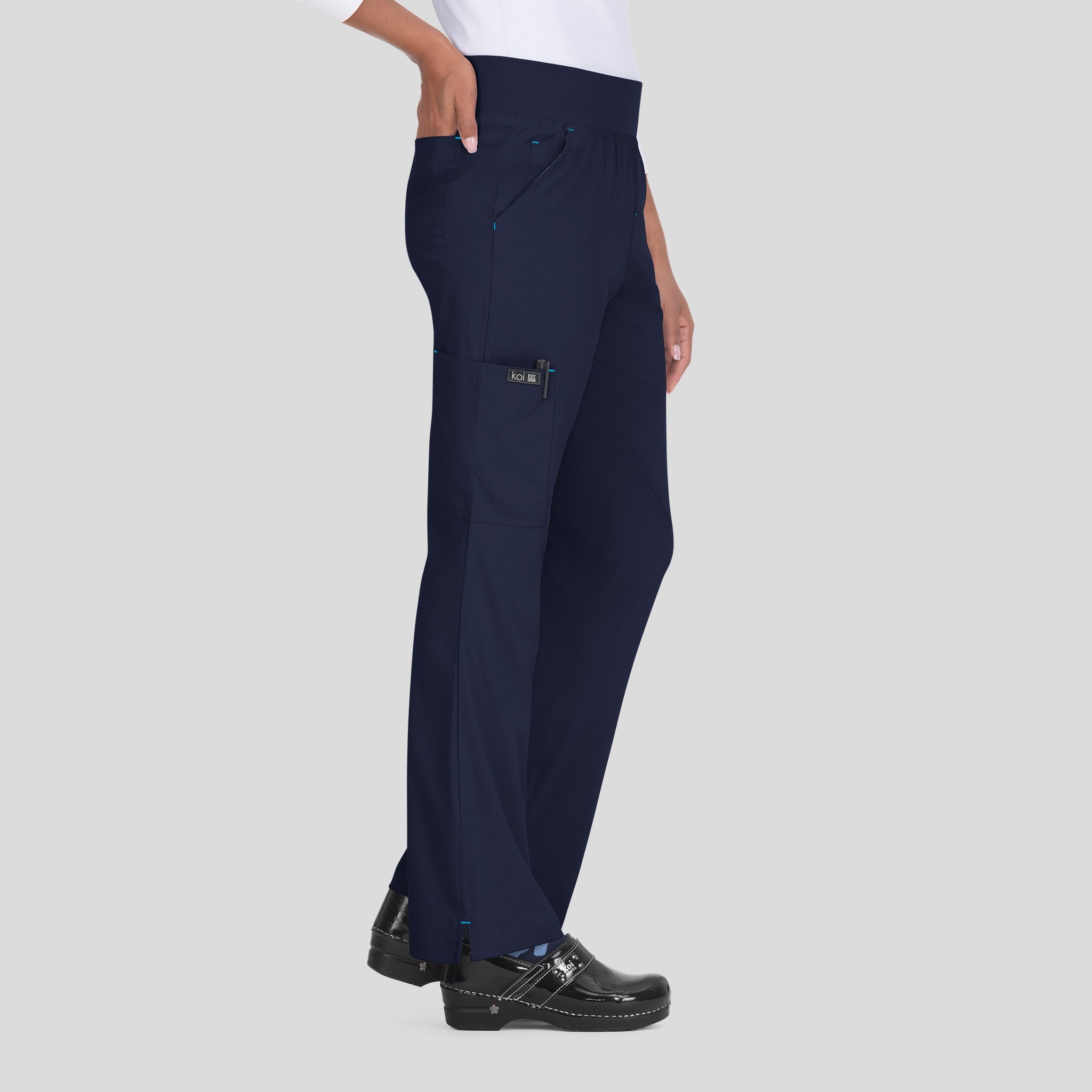 Laurie Women's 6-Pocket Yoga-Style Scrub Pants | Navy
