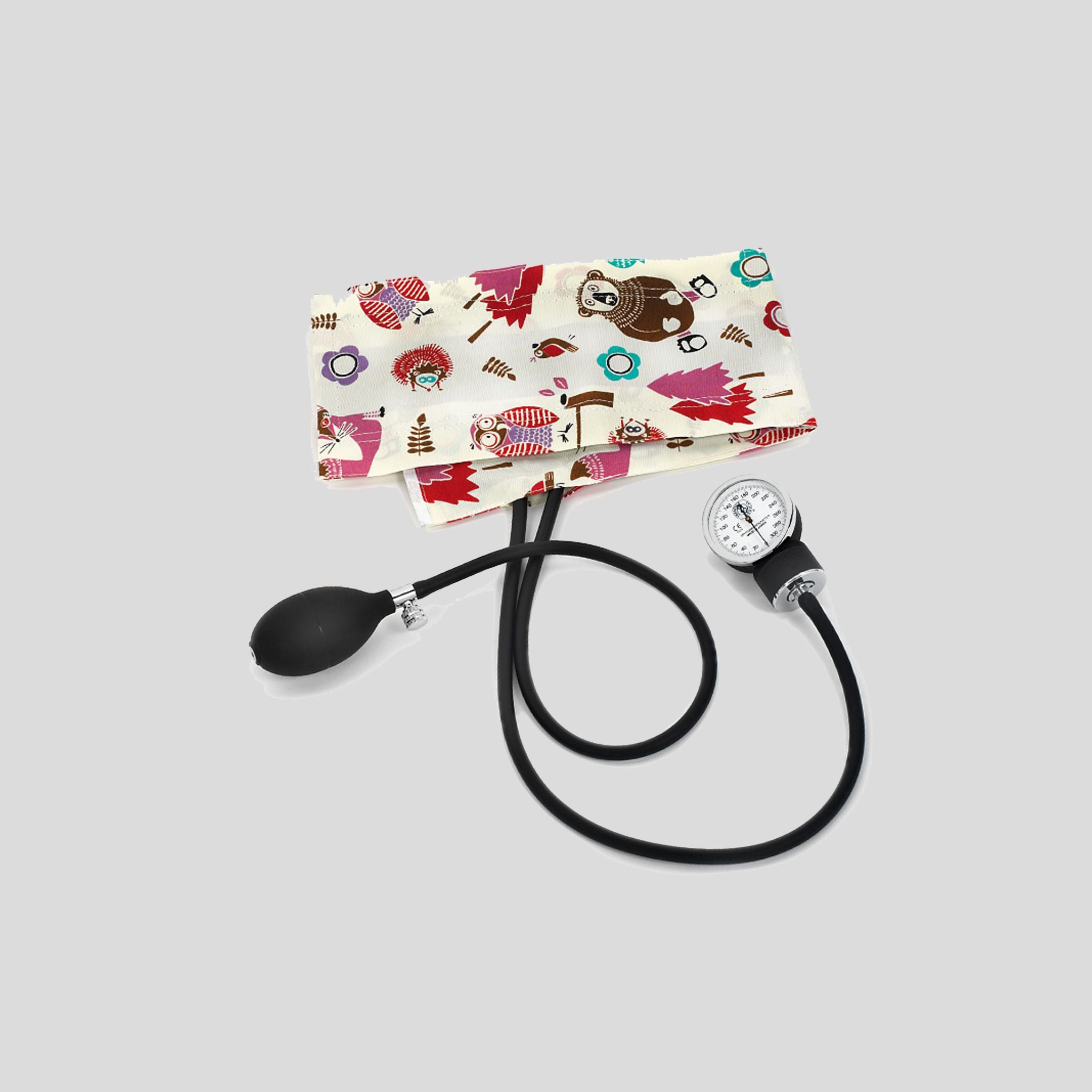 PRESTIGEMEDICAL_S82PREMIUM_ADULT_BLOODPRESSURE_WOODSYANIMALCREAM