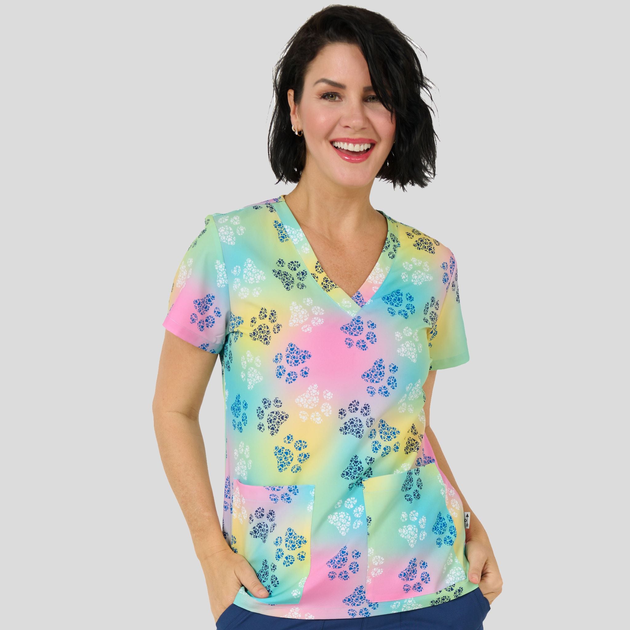 Audrey Print Top Stay Paw-sitive – Robert's Medical Uniforms